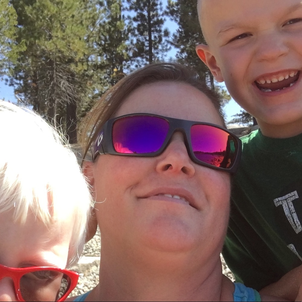 Meet your Posher, Sandy